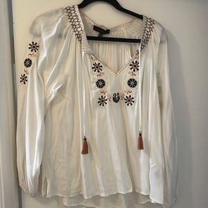 Adorable sanctuary embroider blouse